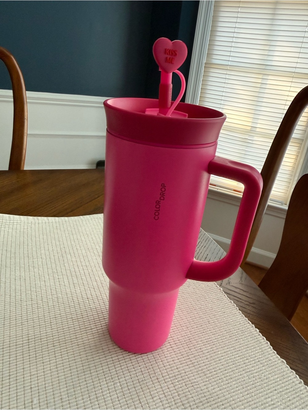 Owala 40oz FreeSip Tumbler Be Mine Color Drop Pink Valentine Heart Straw Topper